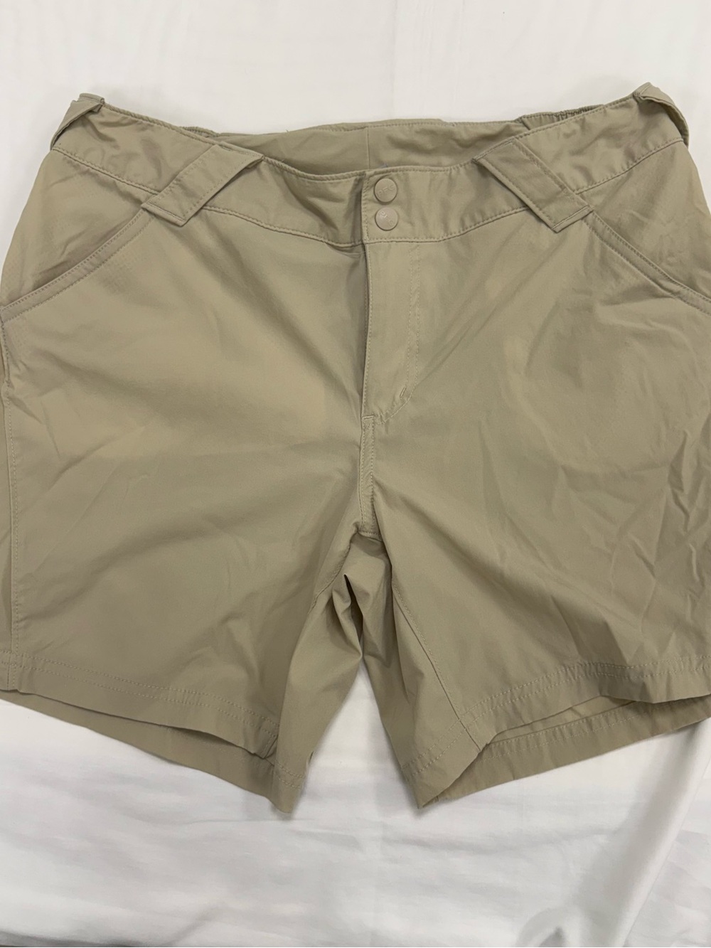 Women’s Columbia PFG Everyday Performance Shorts - Khaki